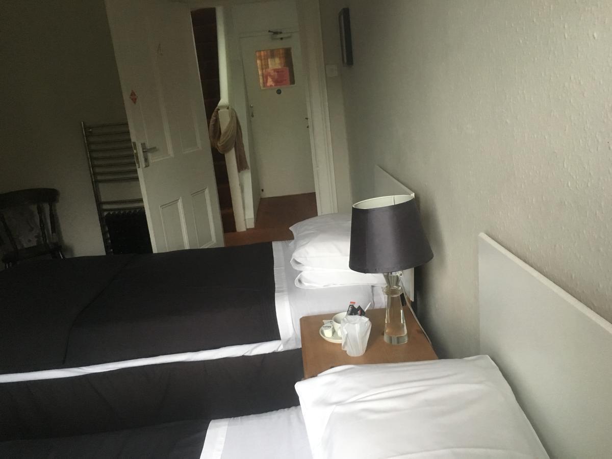 The George Hotel Kilsby Bagian luar foto